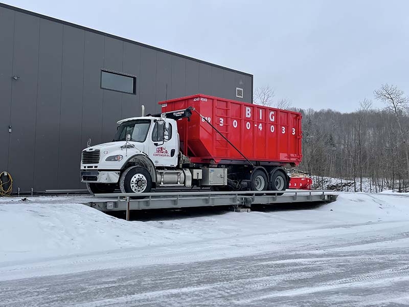 Waste material disposal Eastern Townships